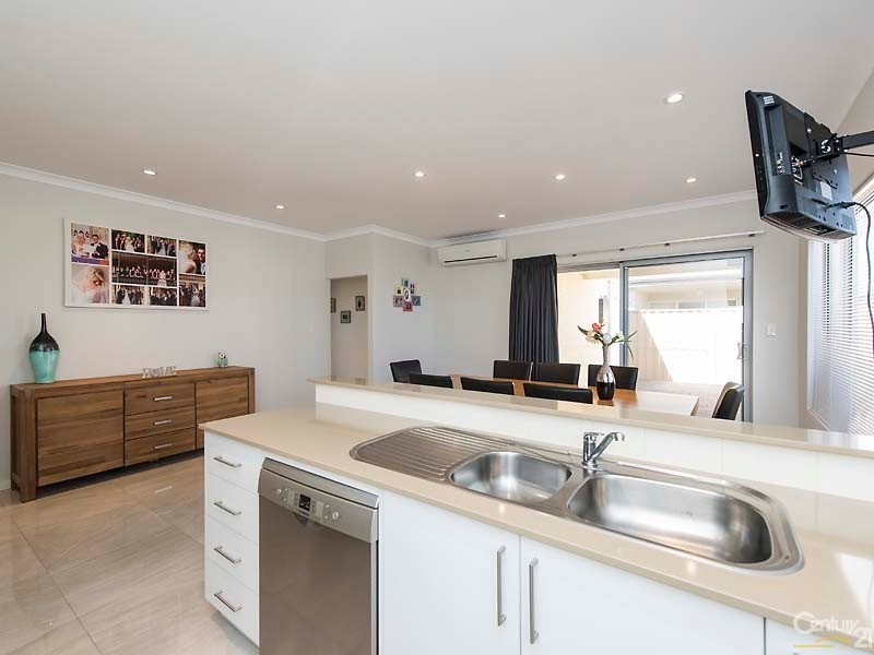 41 Roccella Loop, Ashby WA 6065