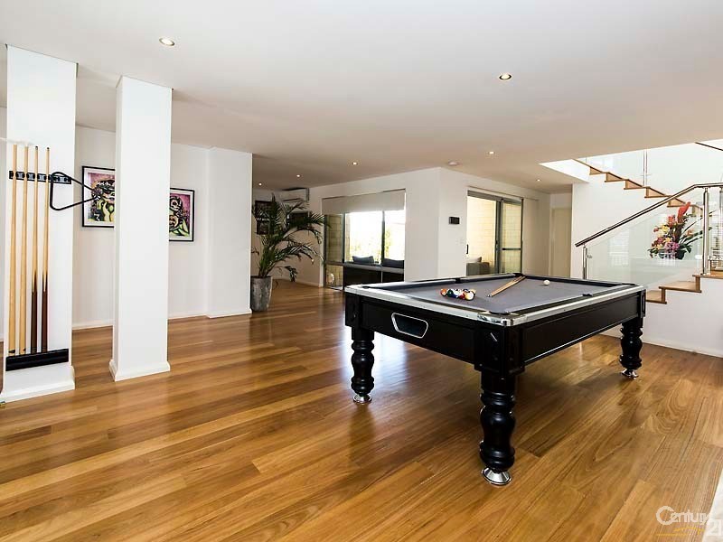 22 Ocean Falls Boulevard, Mindarie WA 6030