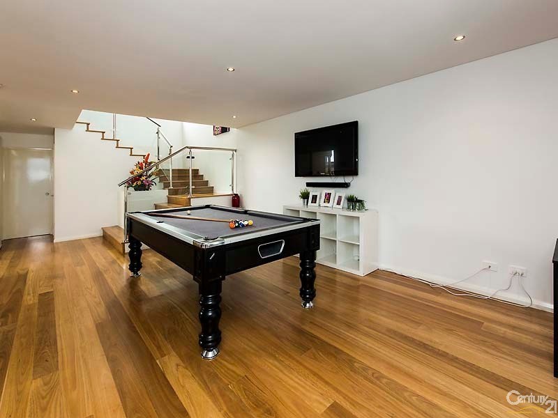 22 Ocean Falls Boulevard, Mindarie WA 6030