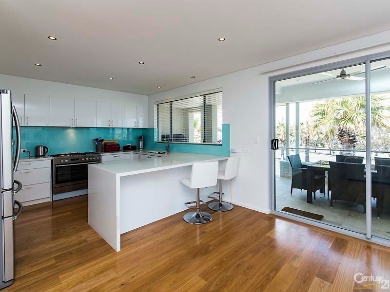 22 Ocean Falls Boulevard, Mindarie WA 6030