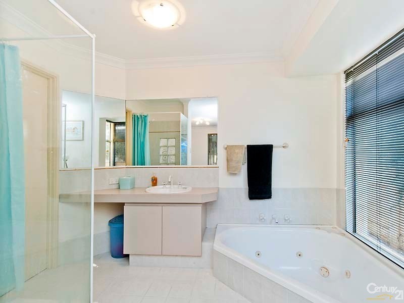 28  Newman Road, Yanchep WA 6035