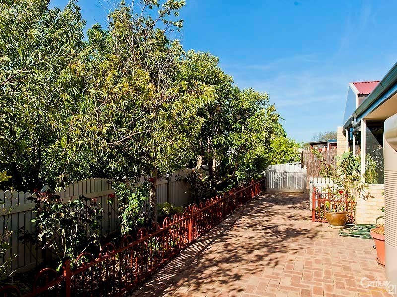 28  Newman Road, Yanchep WA 6035