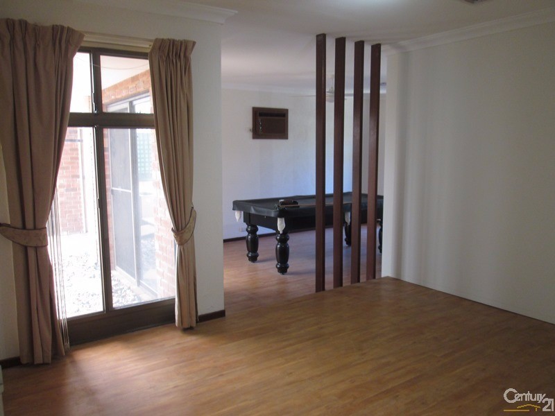 35 Cobradah Way, Kingsley WA 6026