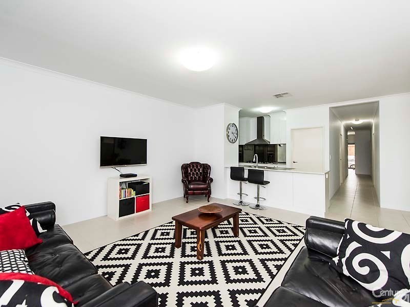 18 Makassar Way, Clarkson WA 6030