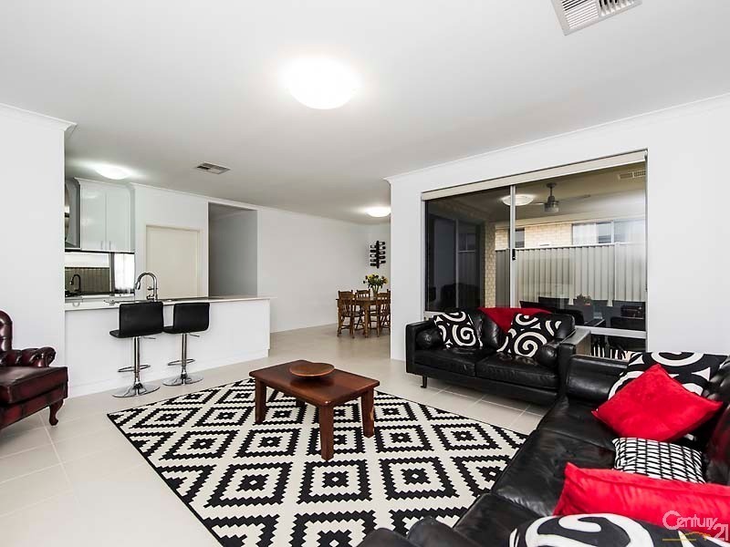 18 Makassar Way, Clarkson WA 6030