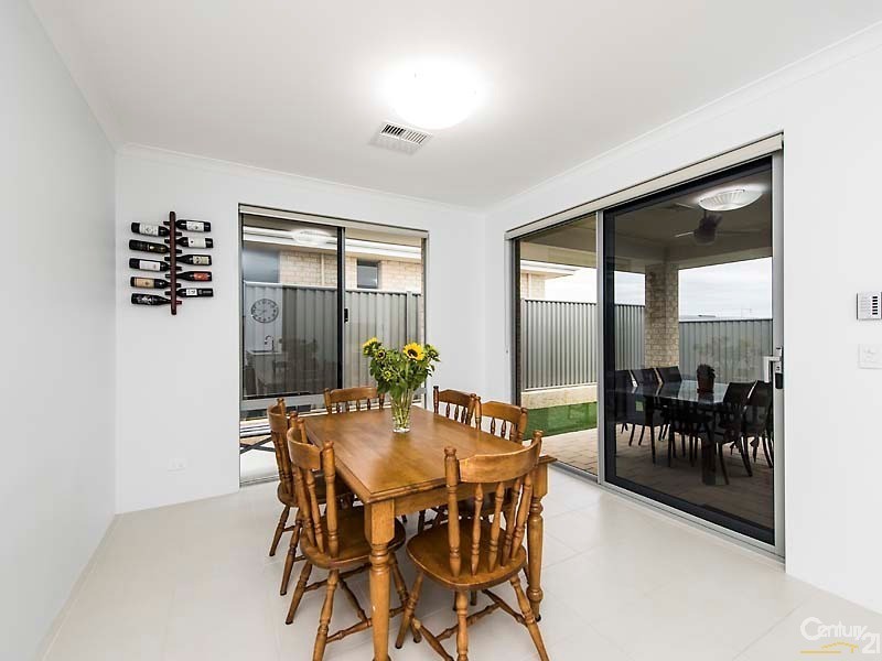 18 Makassar Way, Clarkson WA 6030
