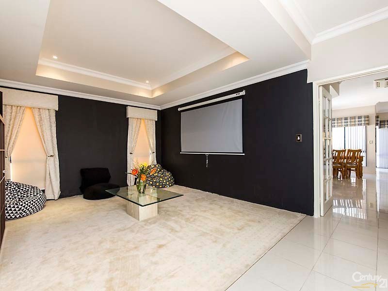 7 Maroubra Way, Clarkson WA 6030