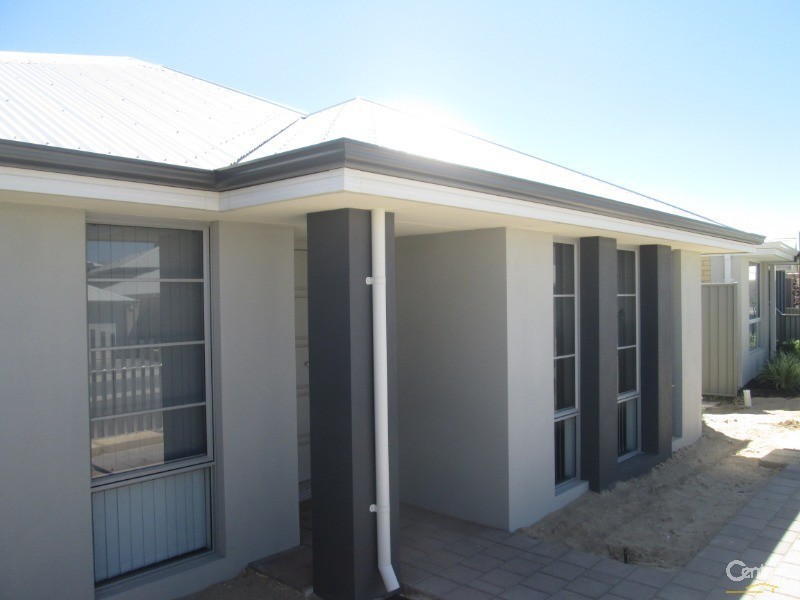 23 Navajo Way, Eglinton WA 6034