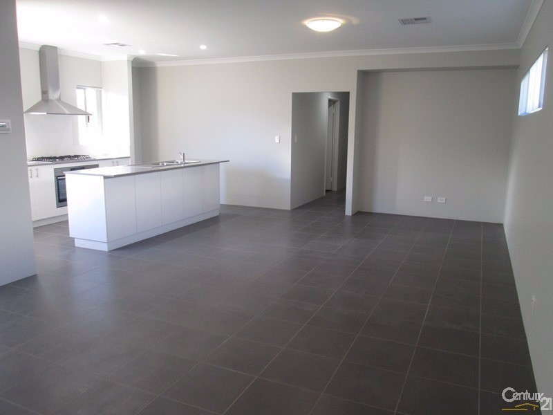 23 Navajo Way, Eglinton WA 6034