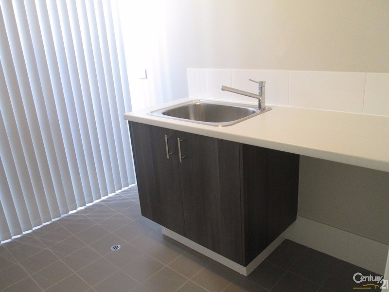 23 Navajo Way, Eglinton WA 6034