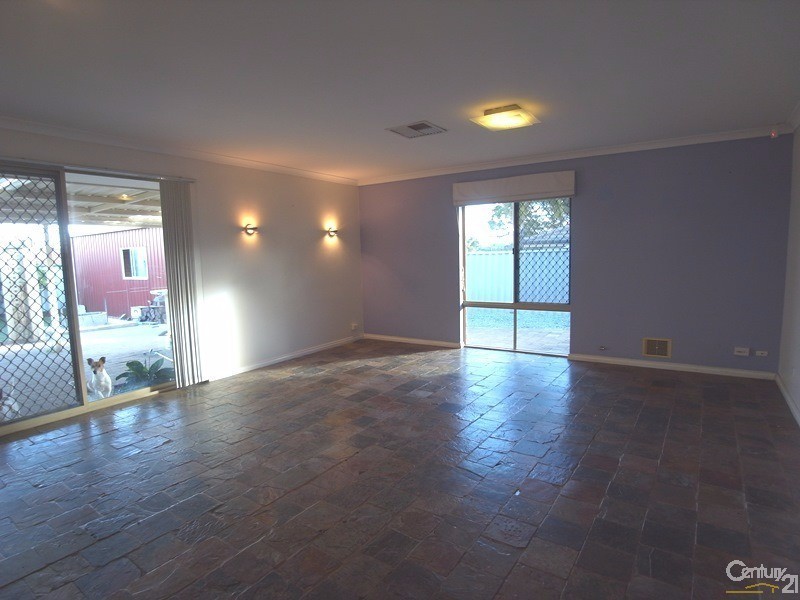 33 Pridmore Glen, Clarkson WA 6030