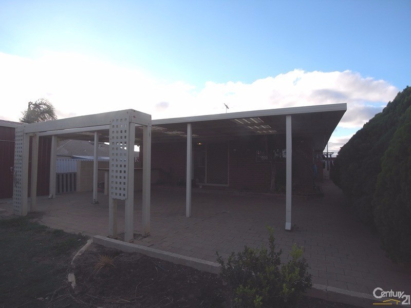 33 Pridmore Glen, Clarkson WA 6030