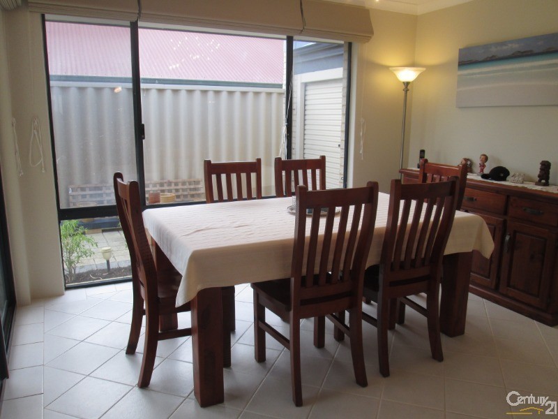 5 Tetbury Road, Butler WA 6036