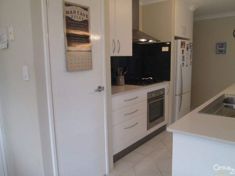 5 Tetbury Road, Butler WA 6036