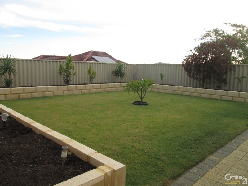 5 Tetbury Road, Butler WA 6036