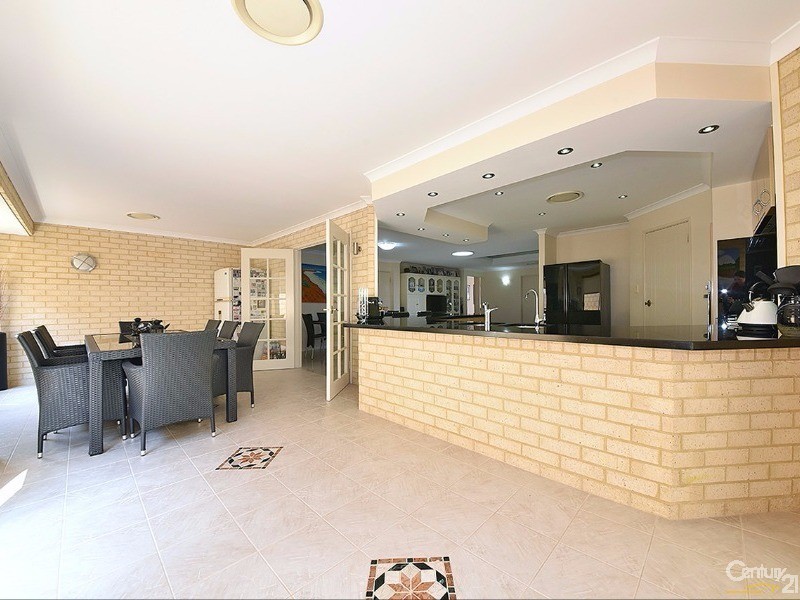 22 Rainham Avenue, Mindarie WA 6030