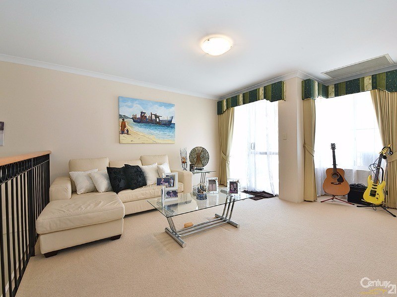 22 Rainham Avenue, Mindarie WA 6030