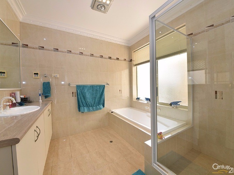 22 Rainham Avenue, Mindarie WA 6030