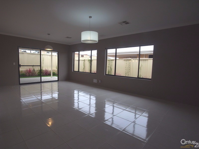 11 Watershed Way, Pearsall WA 6065