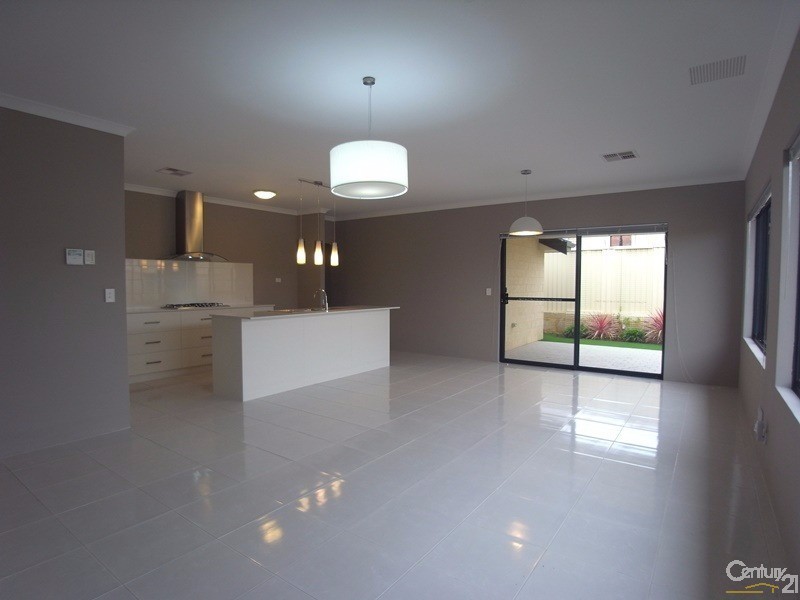 11 Watershed Way, Pearsall WA 6065