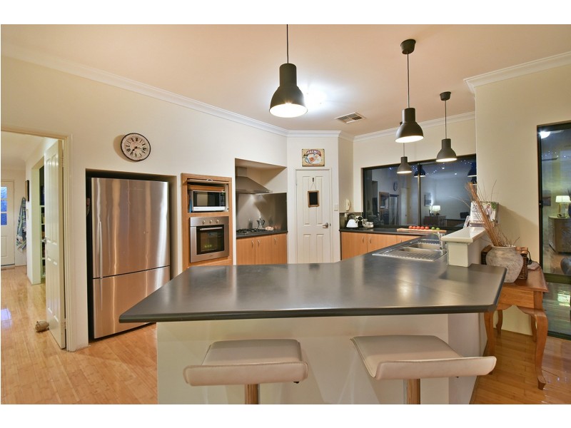 27 Gateshead Loop, Mindarie WA 6030