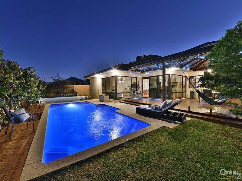 27 Gateshead Loop, Mindarie WA 6030