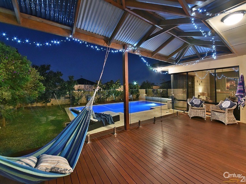 27 Gateshead Loop, Mindarie WA 6030