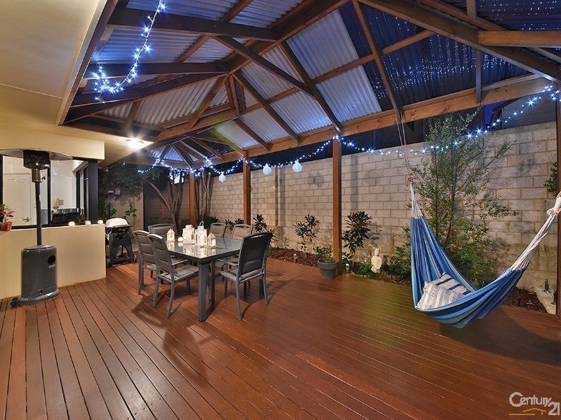 27 Gateshead Loop, Mindarie WA 6030