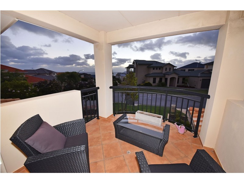 27 Gateshead Loop, Mindarie WA 6030