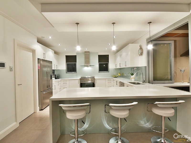 6 Birkenhead Ridge, Mindarie WA 6030