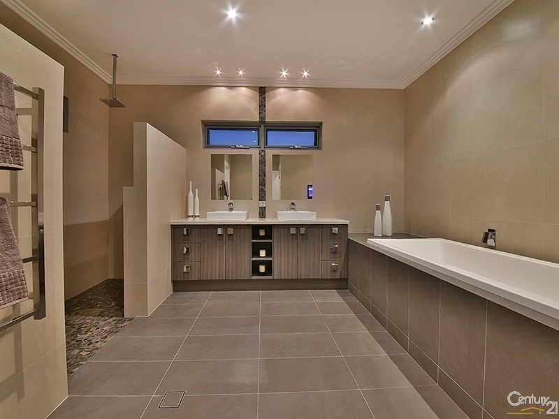 6 Birkenhead Ridge, Mindarie WA 6030