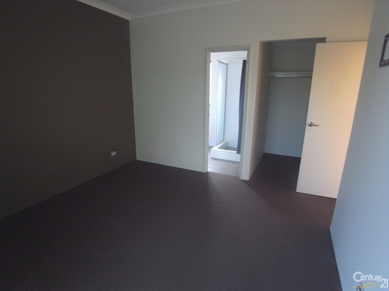 279 Camborne Parkway, Butler WA 6036