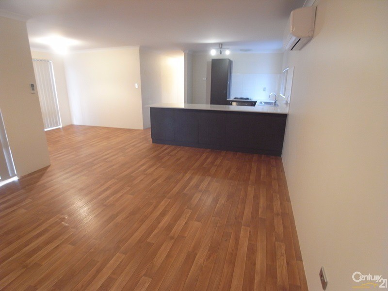 279 Camborne Parkway, Butler WA 6036