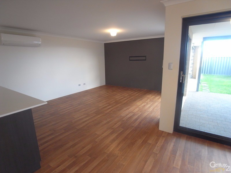 279 Camborne Parkway, Butler WA 6036