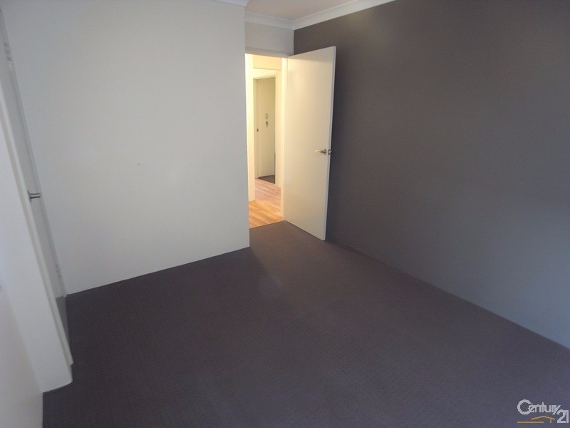 279 Camborne Parkway, Butler WA 6036