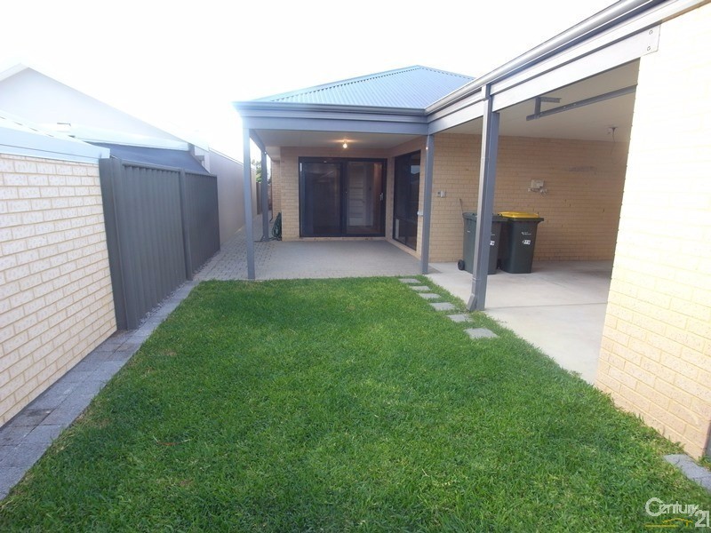 279 Camborne Parkway, Butler WA 6036