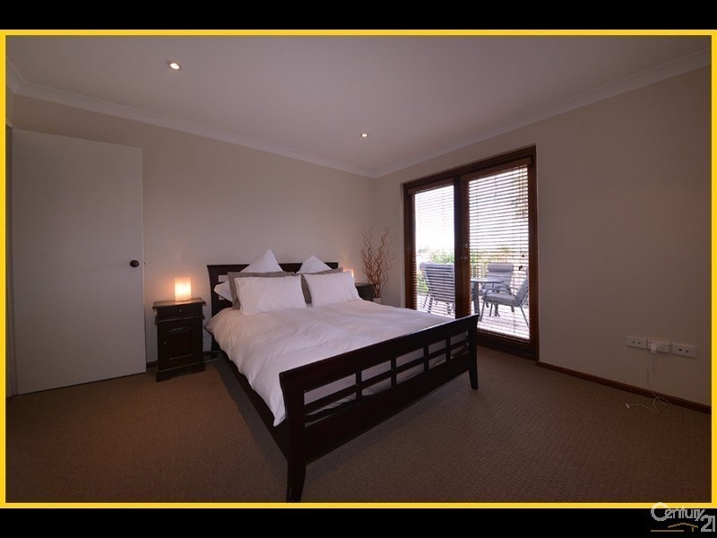 15 Dennis Street, Quinns Rocks WA 6030