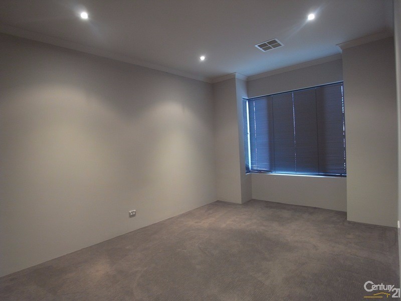 22 Navarre Way, Butler WA 6036