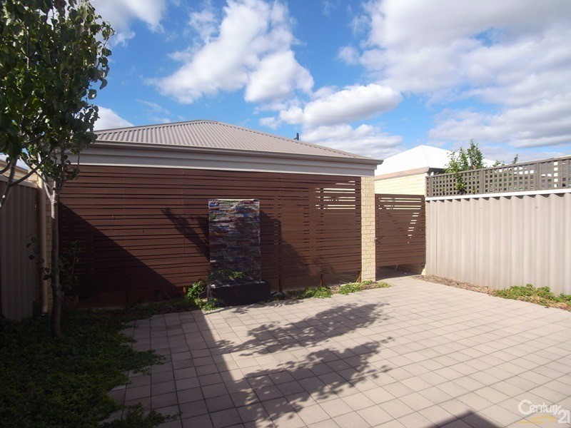 22 Navarre Way, Butler WA 6036