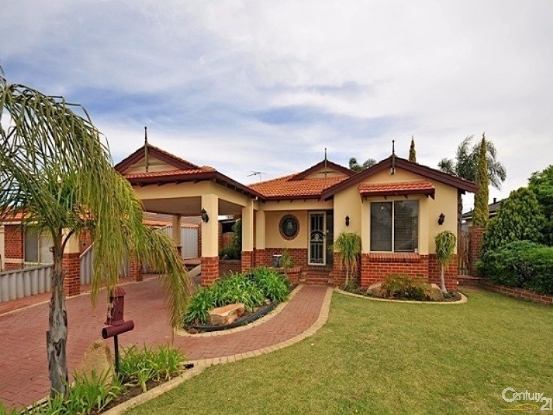 9 Danja Rise, Hocking WA 6065