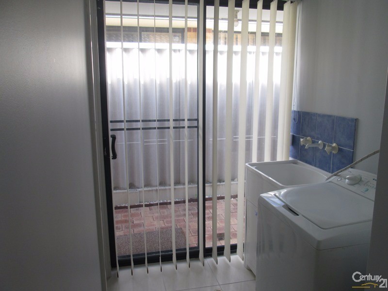 3 Grassy Way, Quinns Rocks WA 6030