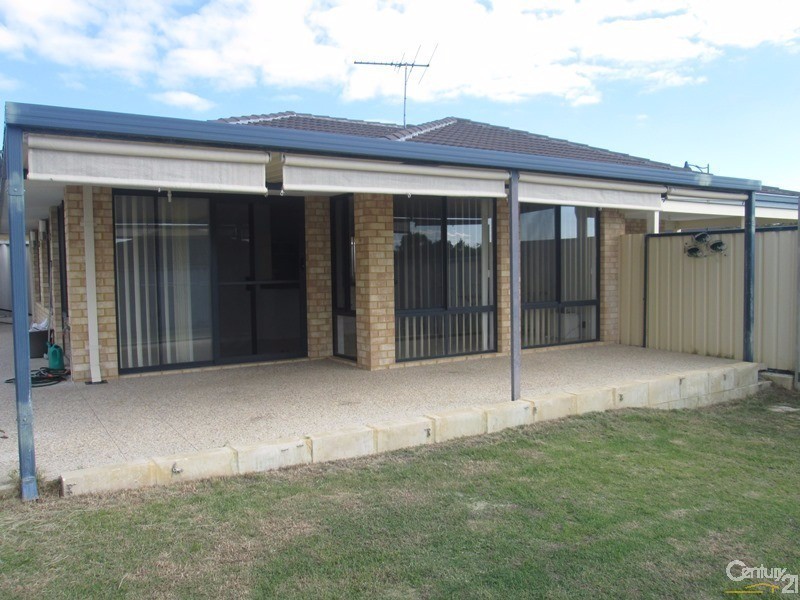 3 Grassy Way, Quinns Rocks WA 6030