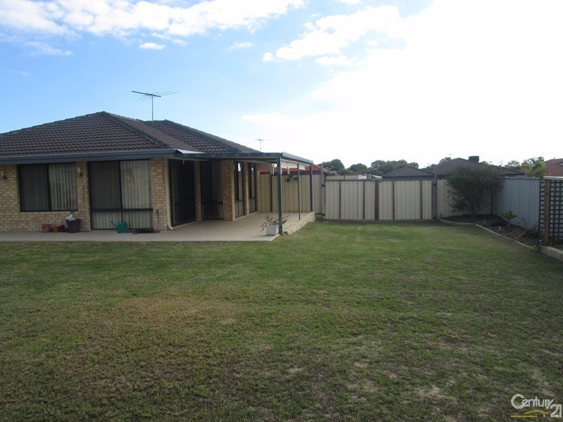 3 Grassy Way, Quinns Rocks WA 6030