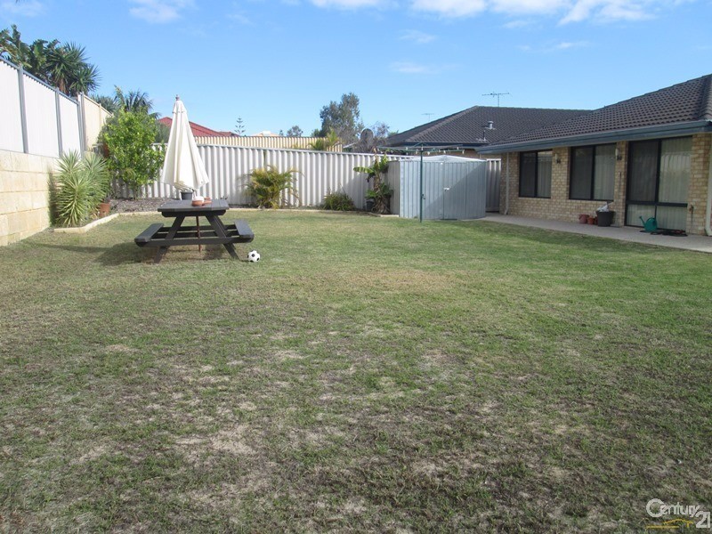 3 Grassy Way, Quinns Rocks WA 6030
