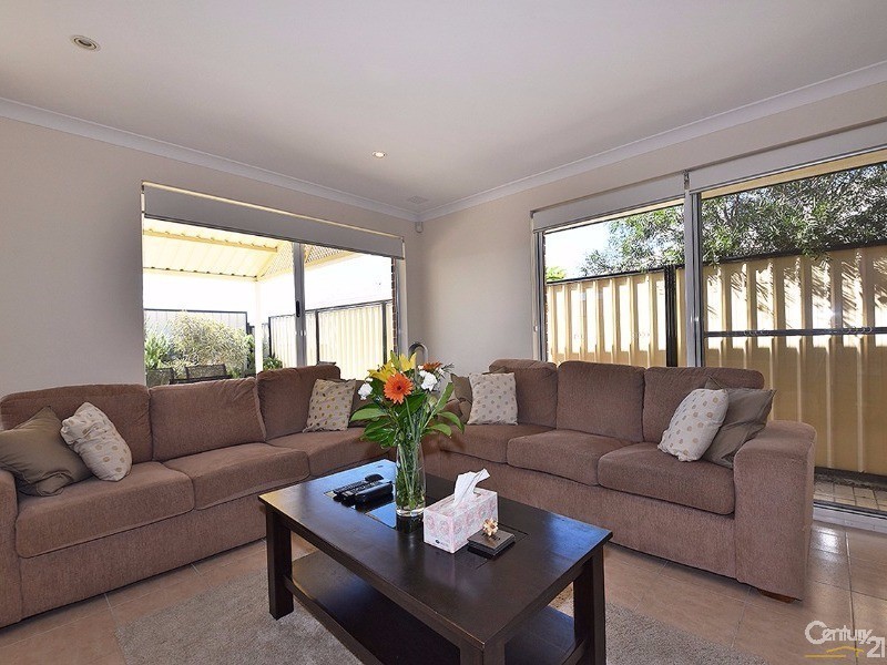 1 Wallis Avenue, Clarkson WA 6030
