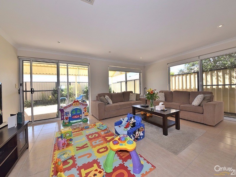 1 Wallis Avenue, Clarkson WA 6030