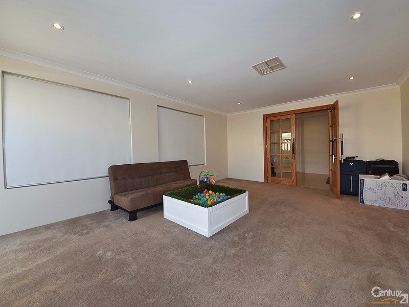 1 Wallis Avenue, Clarkson WA 6030
