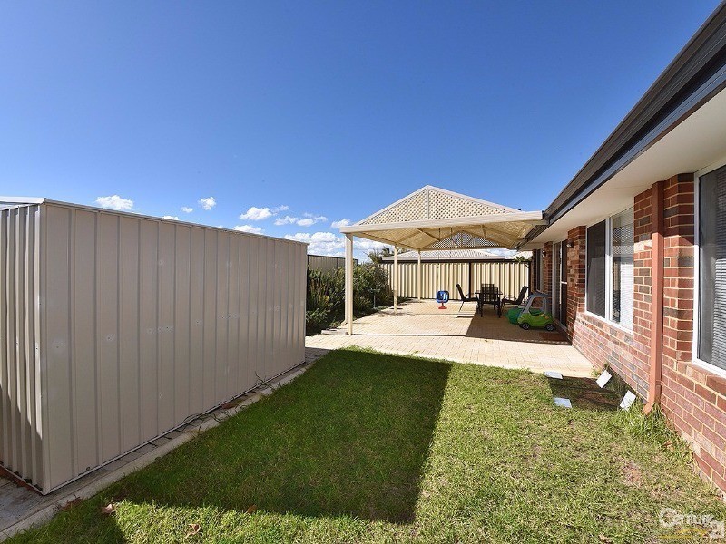1 Wallis Avenue, Clarkson WA 6030