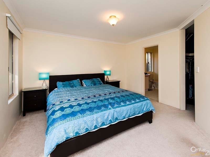 17 Durrington Glade, Clarkson WA 6030