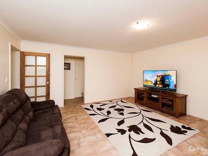 17 Durrington Glade, Clarkson WA 6030